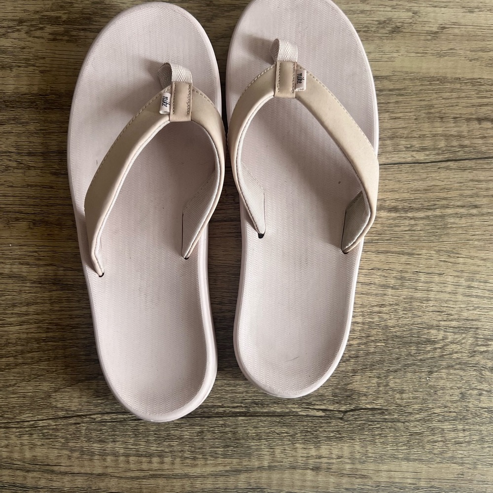 Women's Nike Light Pink Flip Flops